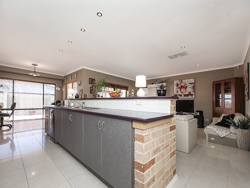 5 Terrigal Pass, Tapping WA 6065