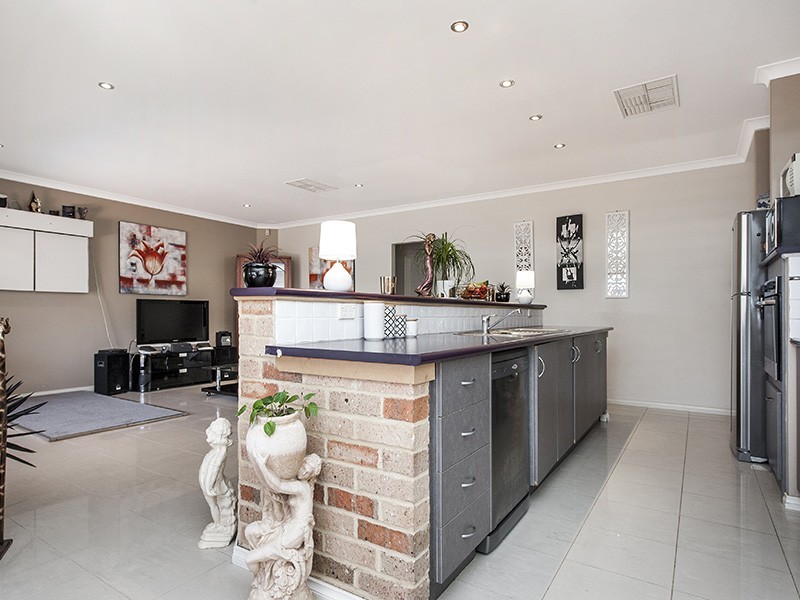 5 Terrigal Pass, Tapping WA 6065