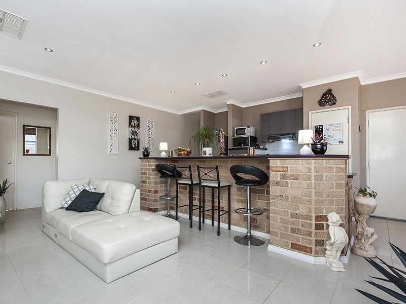 5 Terrigal Pass, Tapping WA 6065