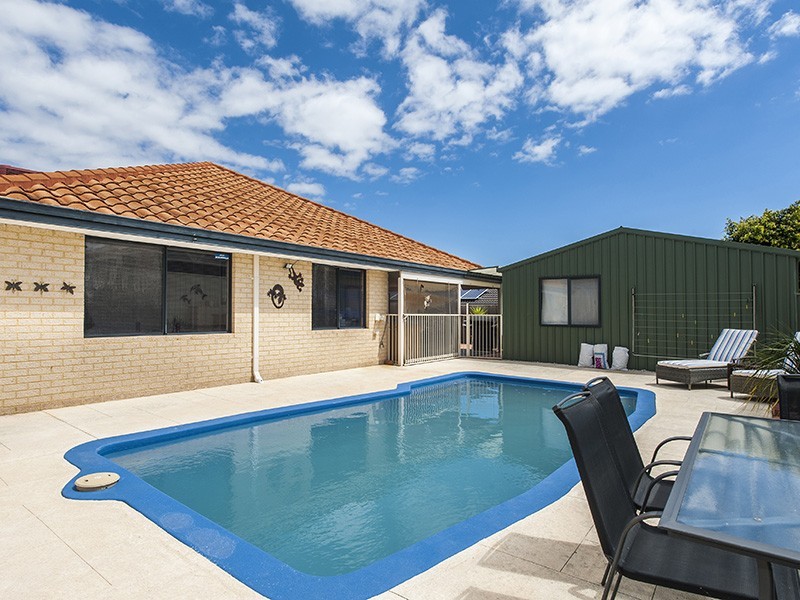 5 Terrigal Pass, Tapping WA 6065