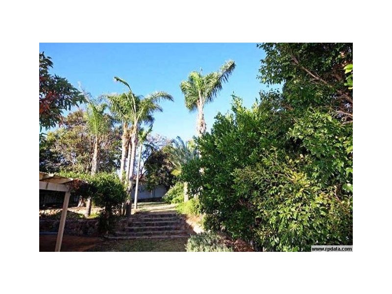 14 Gallop Close, Heathridge WA 6027