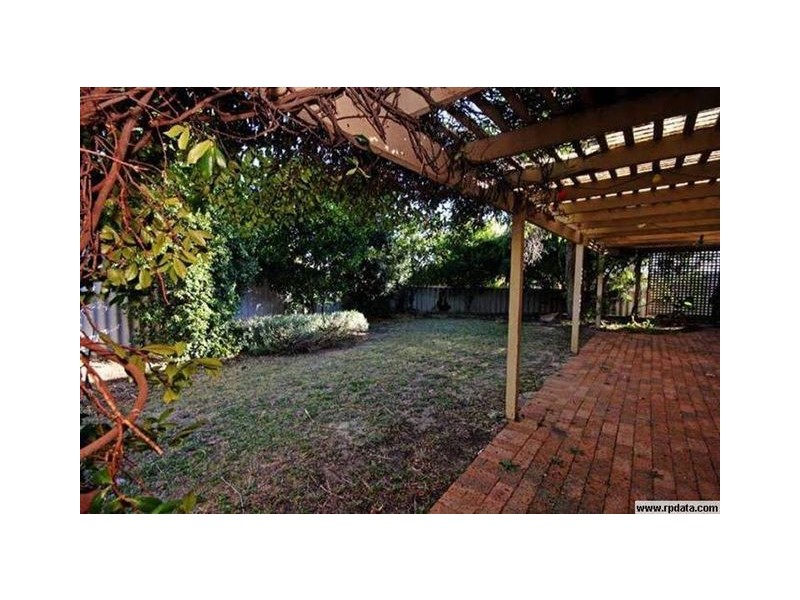 14 Gallop Close, Heathridge WA 6027