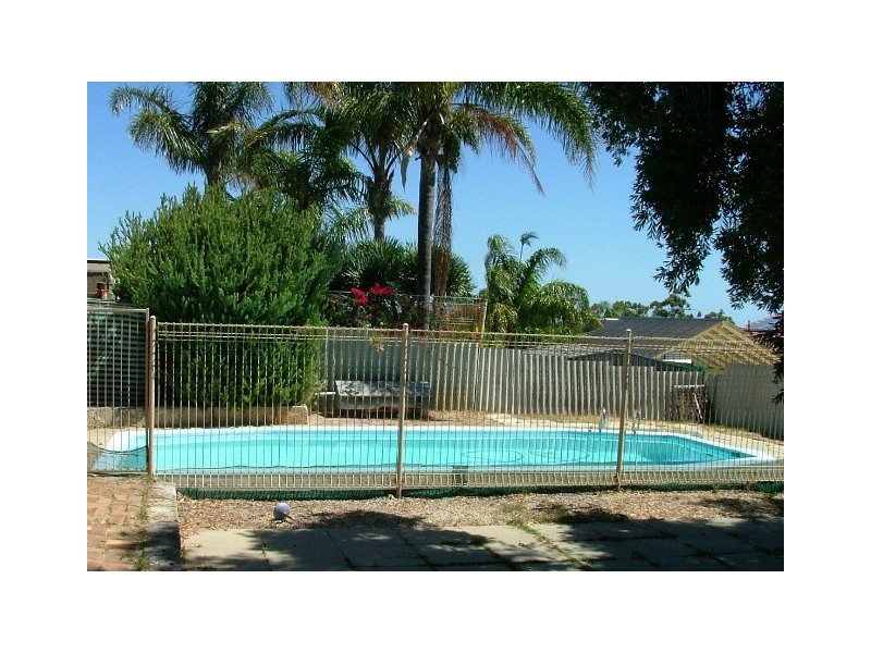 7 Lalina Way, Wanneroo WA 6065