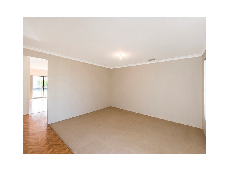 12 Dirleton Loop, Butler WA 6036