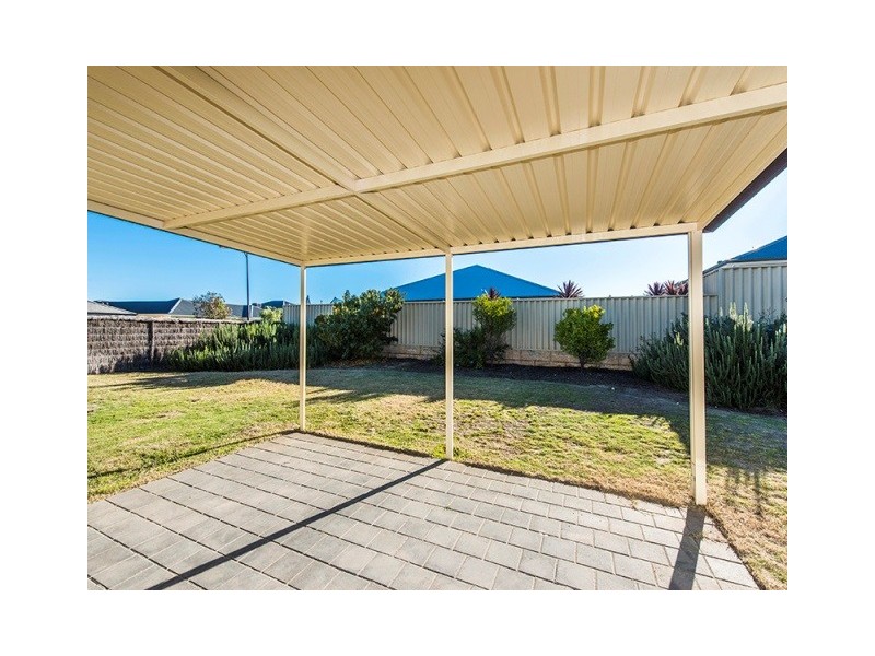 12 Dirleton Loop, Butler WA 6036