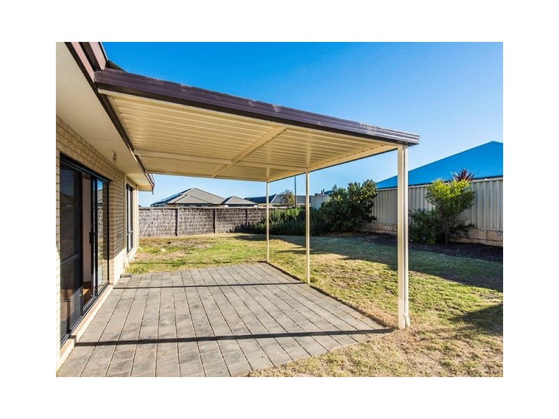 12 Dirleton Loop, Butler WA 6036