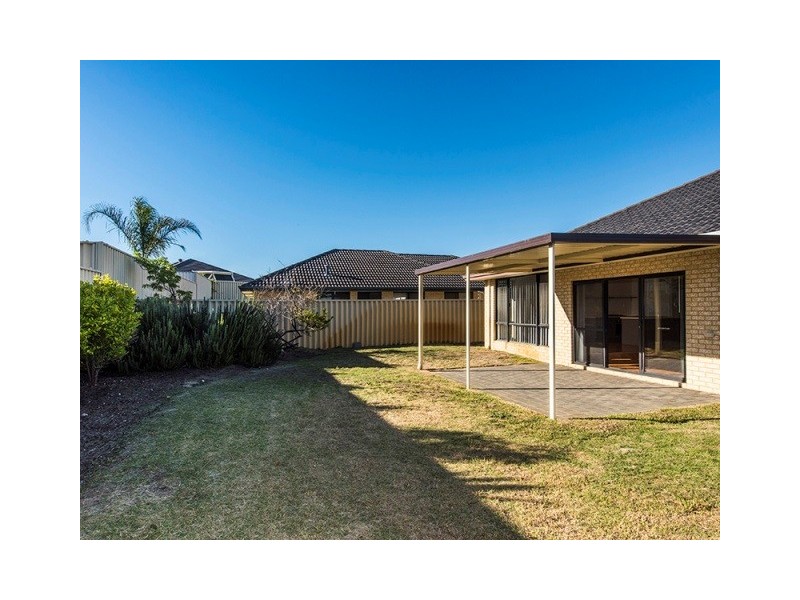 12 Dirleton Loop, Butler WA 6036