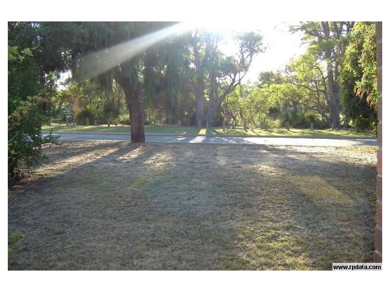 5 Eccles Place, Hamersley WA 6022