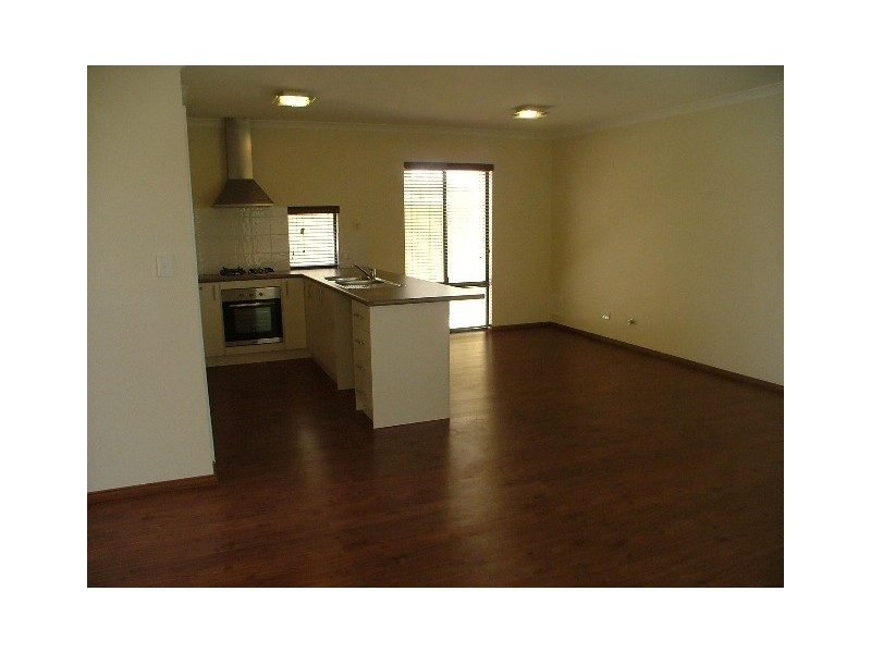 24A  Susan Road, Madeley WA 6065