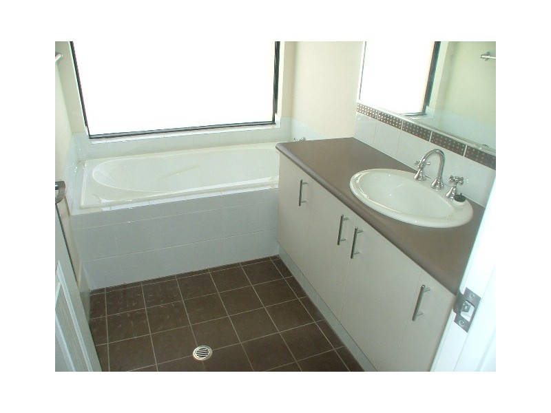 24A  Susan Road, Madeley WA 6065