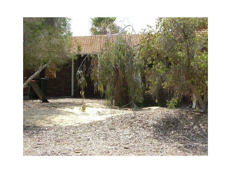 8 Livingstone Way, Padbury WA 6025