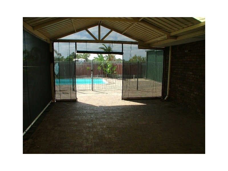 8 Livingstone Way, Padbury WA 6025