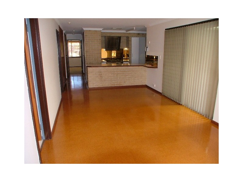 8 Livingstone Way, Padbury WA 6025