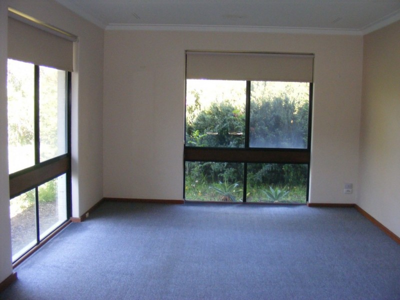 12 Springvale Drive, Warwick WA 6024