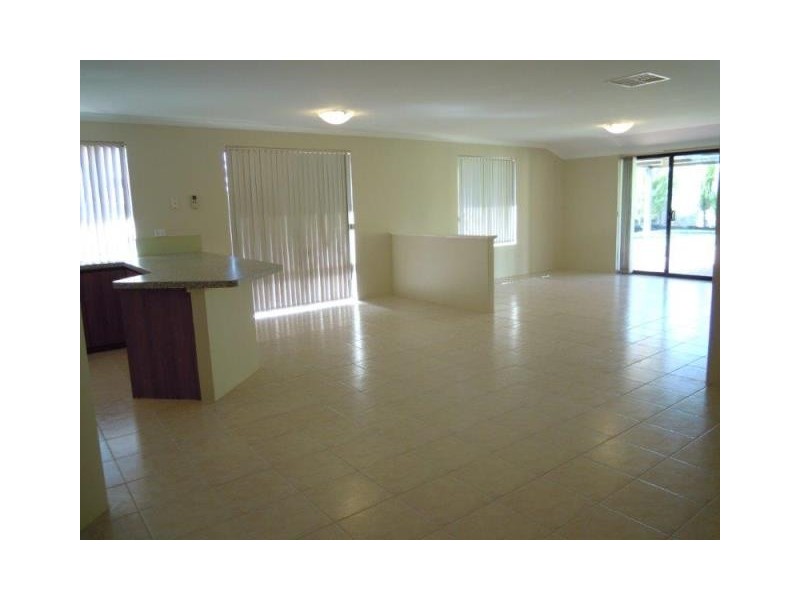 38 Kingsbridge Boulevard, Butler WA 6036