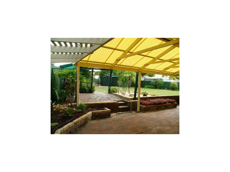 15 Leichhardt Avenue, Padbury WA 6025