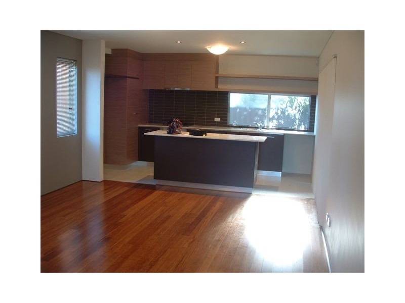 3/4 Brindley Street, Belmont WA 6104