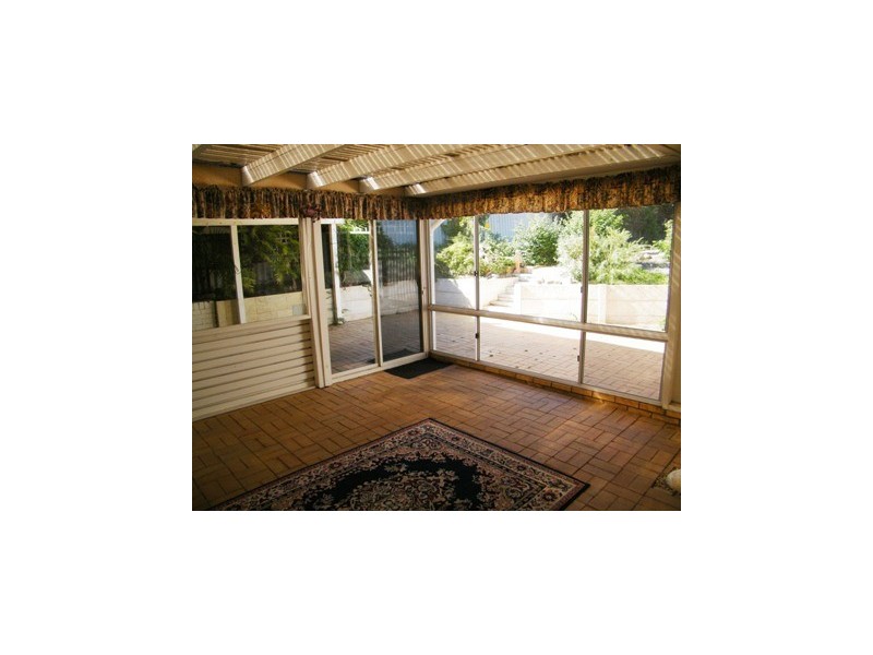 4 Wanill   Place, Wanneroo WA 6065