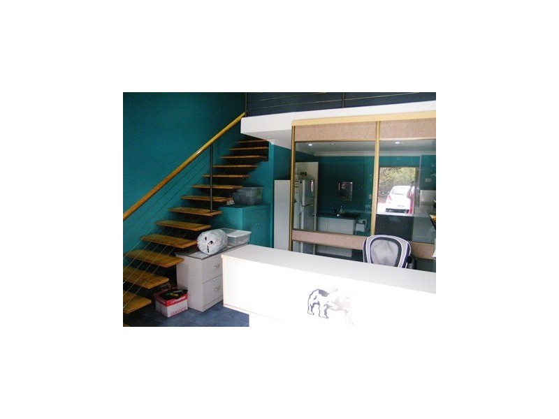 10/8 Day Road, Rockingham WA 6168