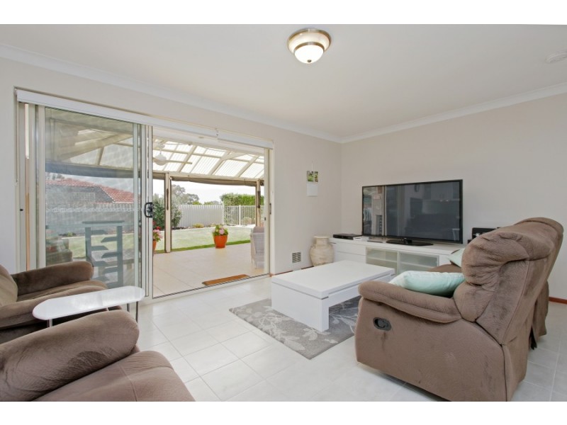 29 Lakeview Drive, Edgewater WA 6027