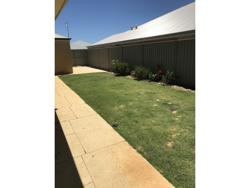 54 Farnham Pass, Alkimos WA 6038