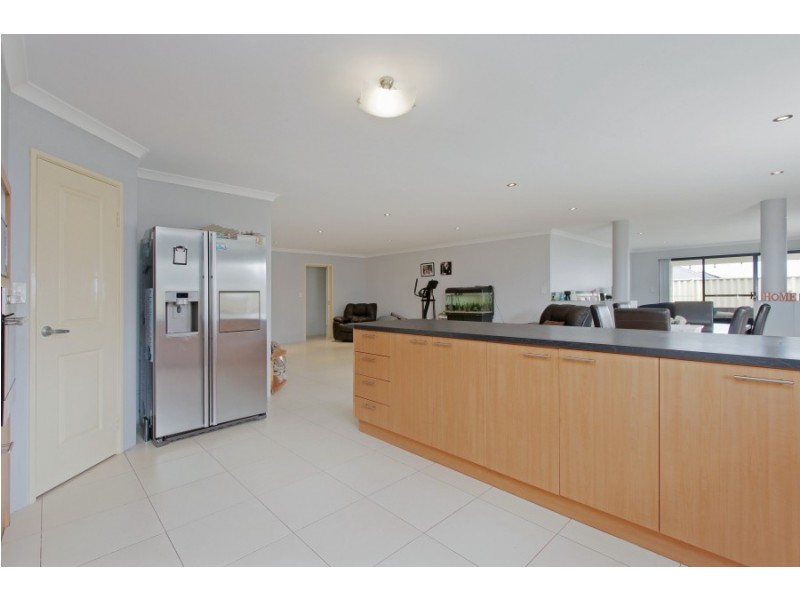 17 Hillsborough Parkway, Ridgewood WA 6030