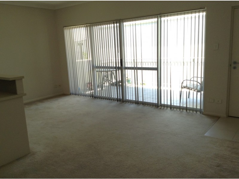 32/10 Pavonia Link, Clarkson WA 6030