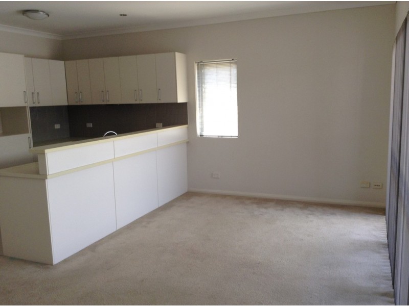 32/10 Pavonia Link, Clarkson WA 6030