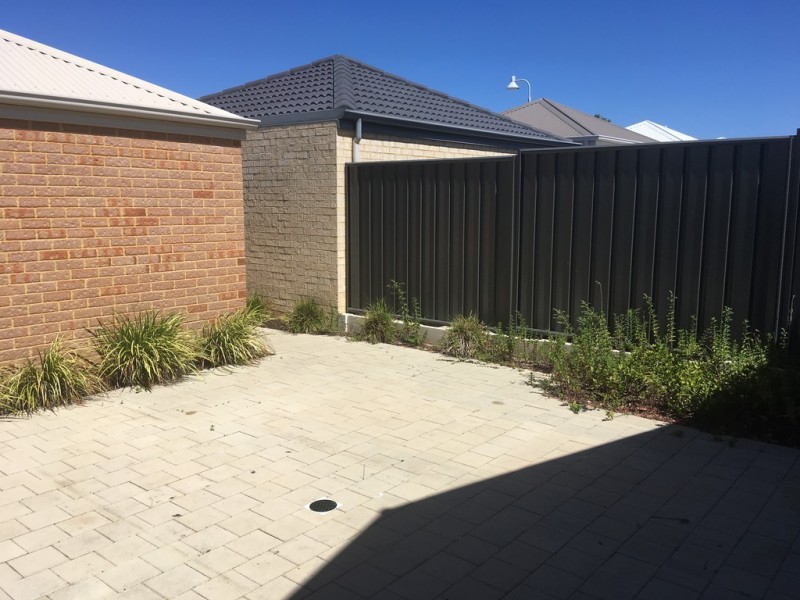 60 Bauer Circle, Banksia Grove WA 6031