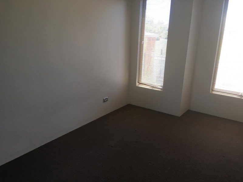 60 Bauer Circle, Banksia Grove WA 6031