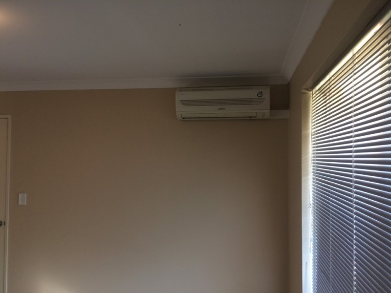 25 Waldburg Drive, Tapping WA 6065