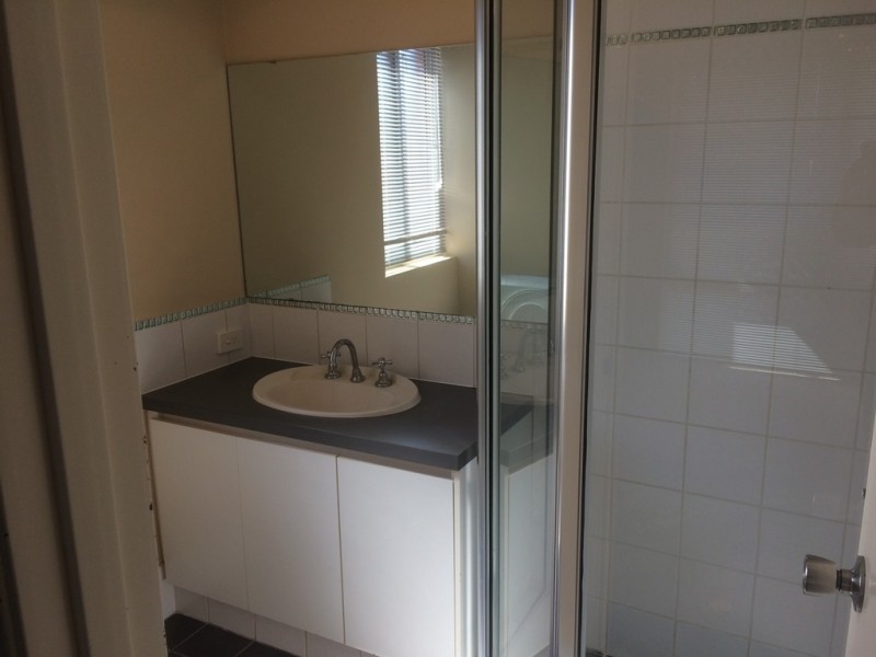 25 Waldburg Drive, Tapping WA 6065