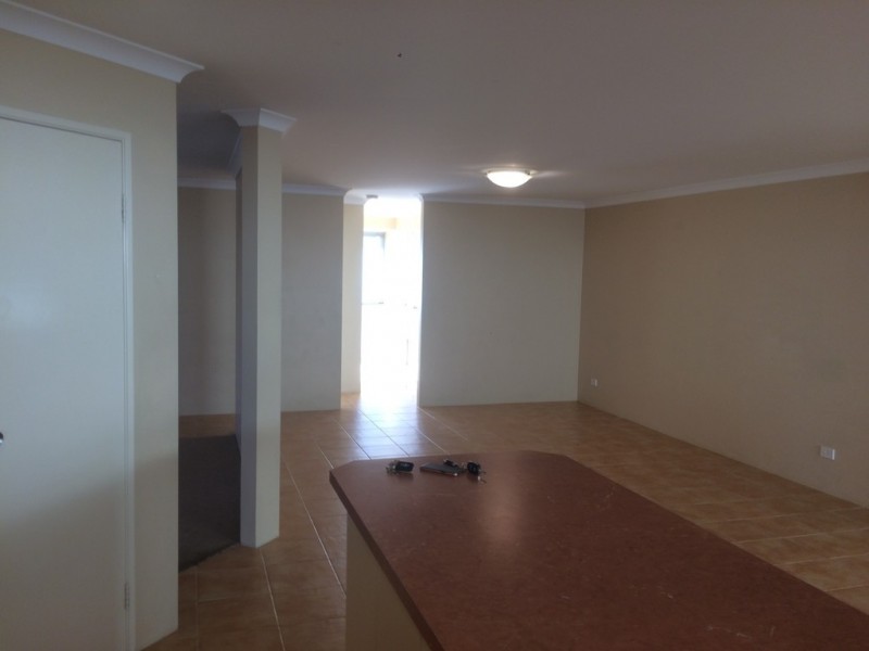 25 Waldburg Drive, Tapping WA 6065