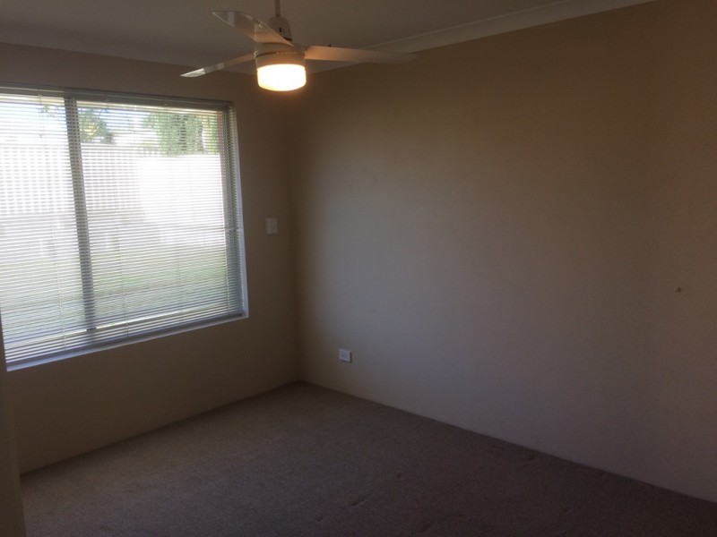 25 Waldburg Drive, Tapping WA 6065