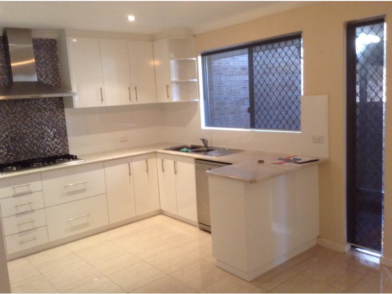 1/15 Kerry Street, Dianella WA 6059