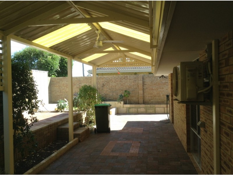 1/15 Kerry Street, Dianella WA 6059