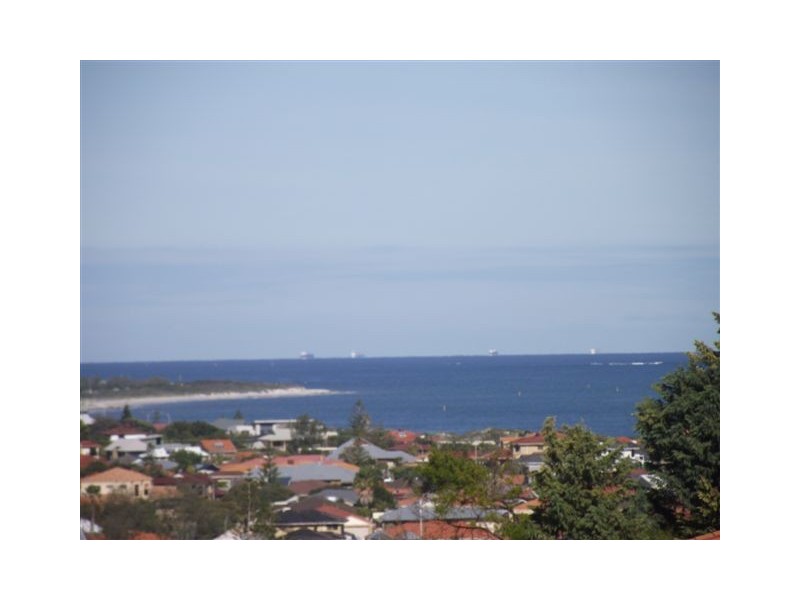 6A Williams Place, Ocean Reef WA 6027