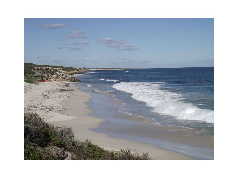 6A Williams Place, Ocean Reef WA 6027