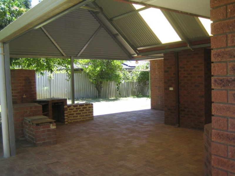 88 Rostrata Avenue, Willetton WA 6155