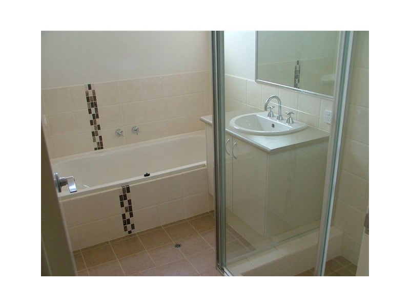 33A Wicklow Circle, Darch WA 6065