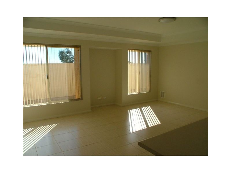 33A Wicklow Circle, Darch WA 6065