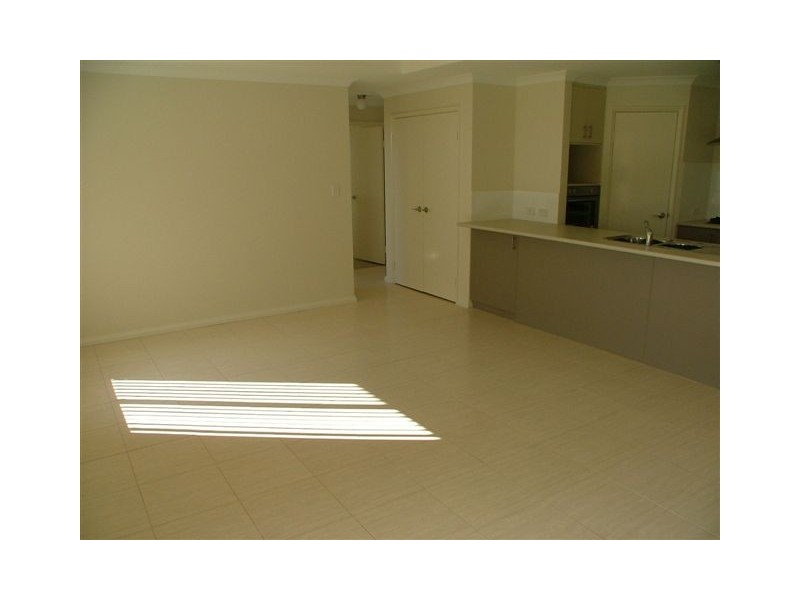 33A Wicklow Circle, Darch WA 6065