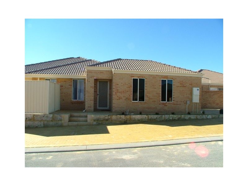 33A Wicklow Circle, Darch WA 6065