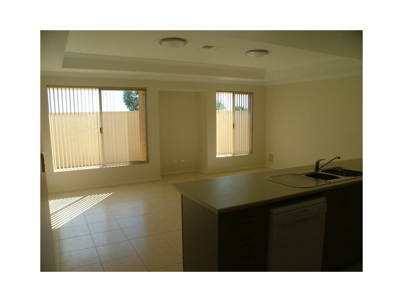 33A Wicklow Circle, Darch WA 6065