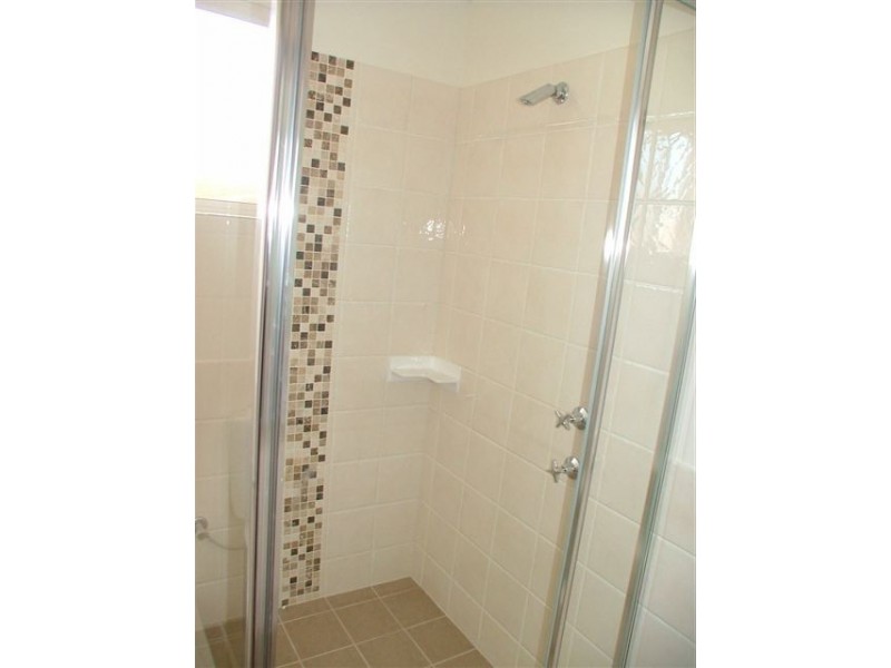 33B Wicklow Circle, Darch WA 6065