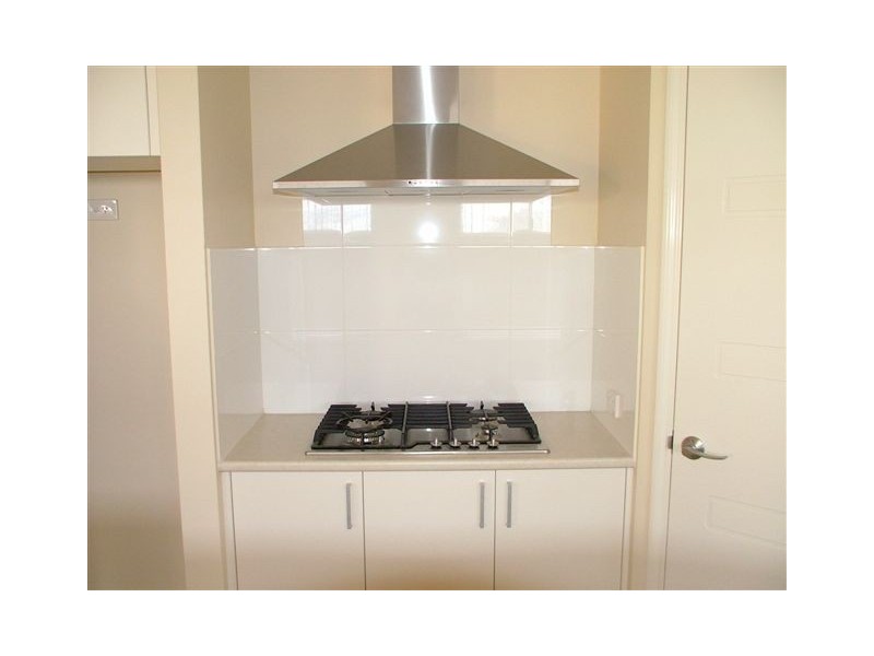 33B Wicklow Circle, Darch WA 6065