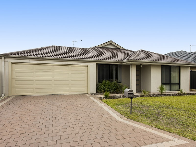 8 Dunk Street, Yanchep WA 6035