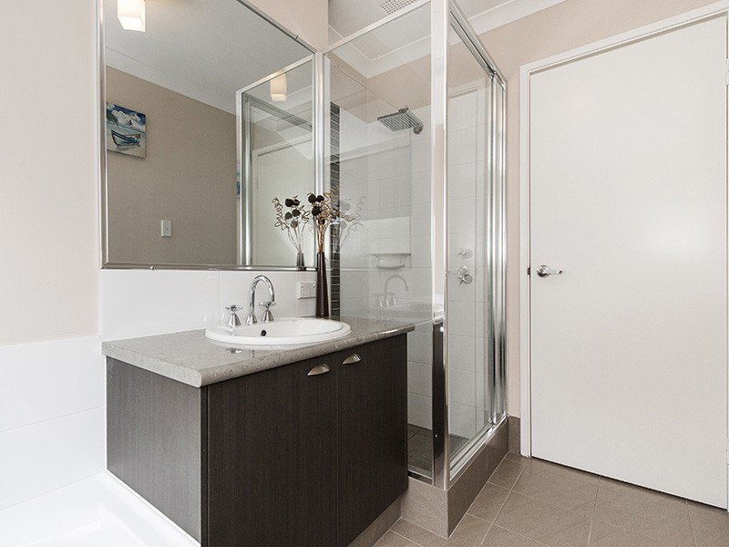 8 Dunk Street, Yanchep WA 6035