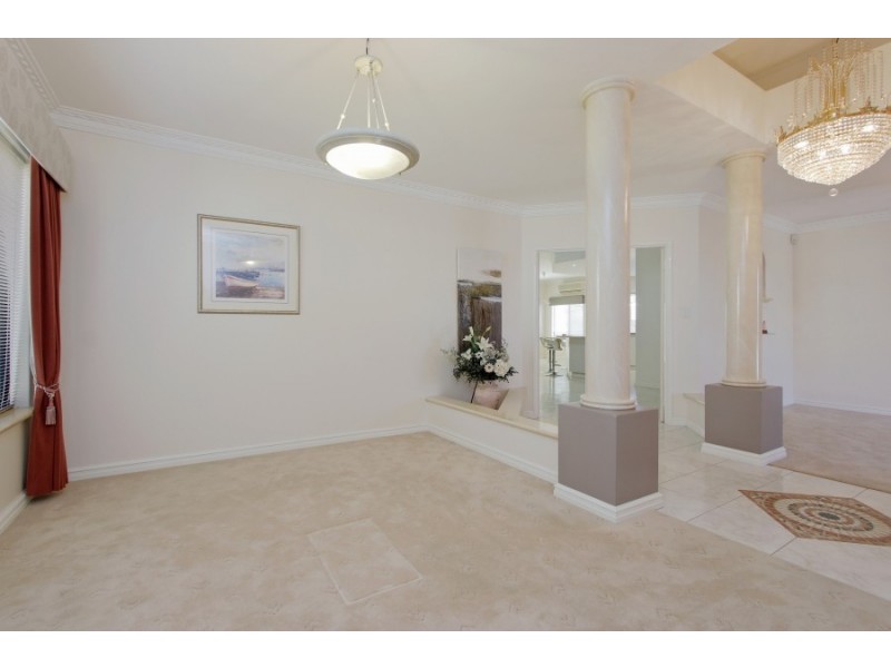 23 Mossfiel Retreat, Landsdale WA 6065