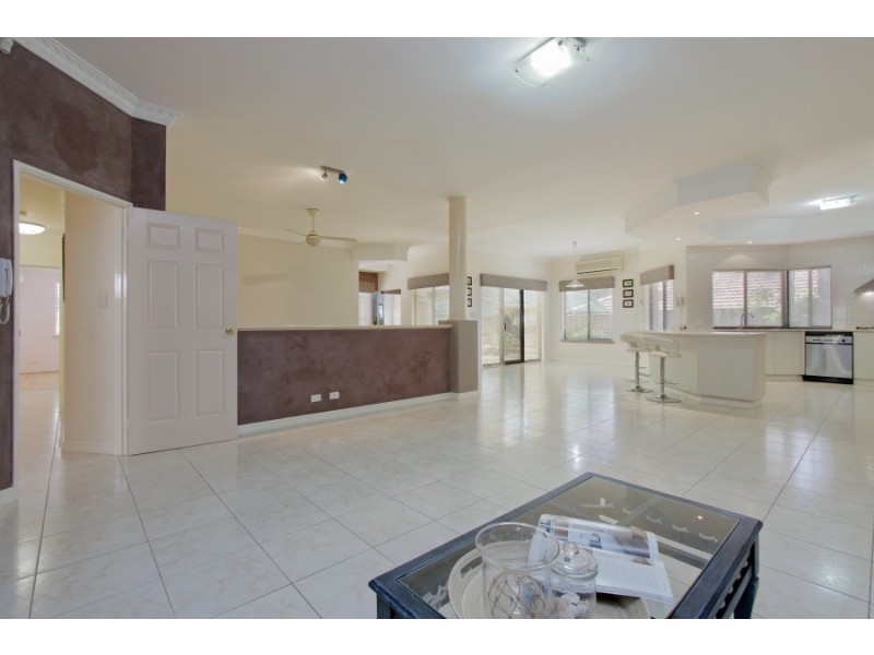 23 Mossfiel Retreat, Landsdale WA 6065